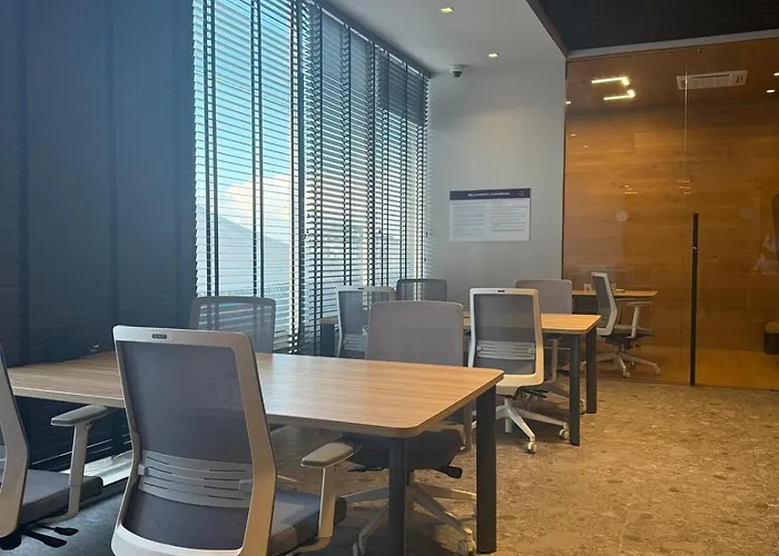 Trendy Vitant With Gym Pool Cowork Apartamento